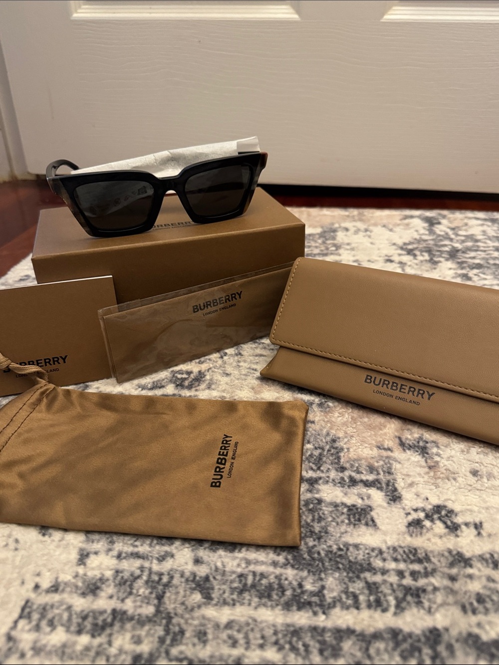 Subcategory selection for men's pants